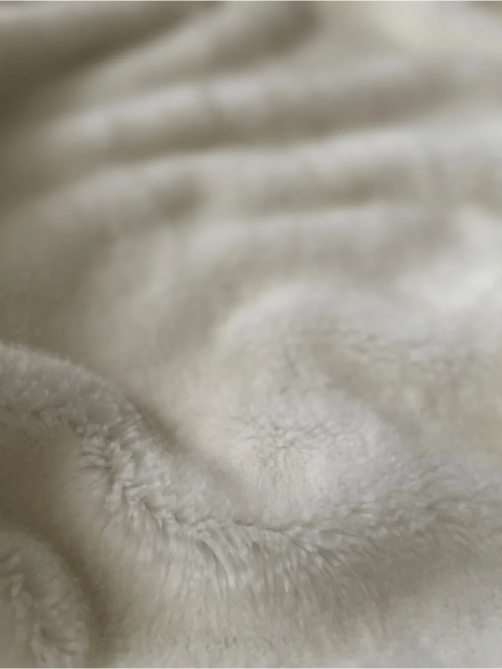 NWOT West Elm Plush White Faux Fur Throw Blanket 50” x 70”